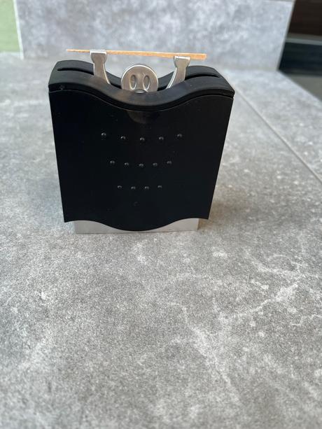 Zásobník na šparádlá, 