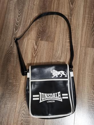 Kabelka zn. lonsdale, lonsdale