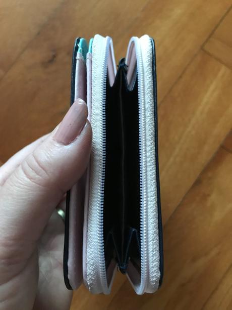 Modrá peňaženka - menšia,