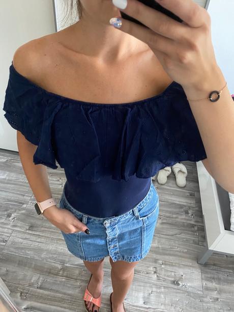 Body s madeirovym volanom, tezenis,s