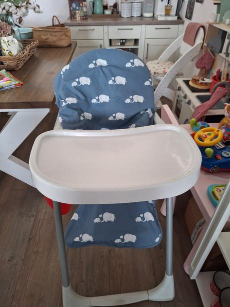 Detská stolička na krmenie, 