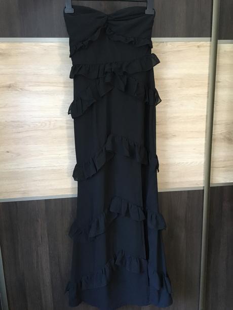 Spoločenské šaty, 32