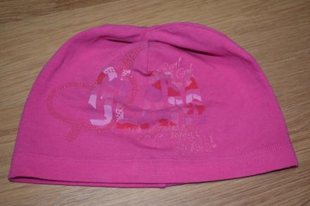 Pružná príjemná tenučká čiapočka., 122