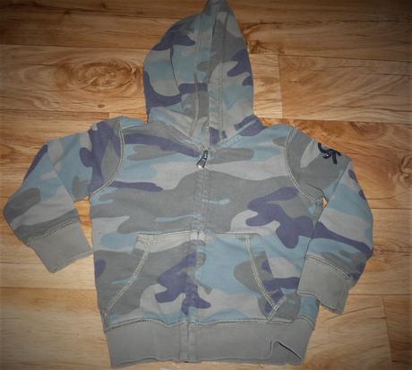 Mikina maskáčová super, benetton,86