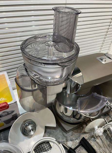 Eta gratus 0028 90030 kuchynský robot, eta