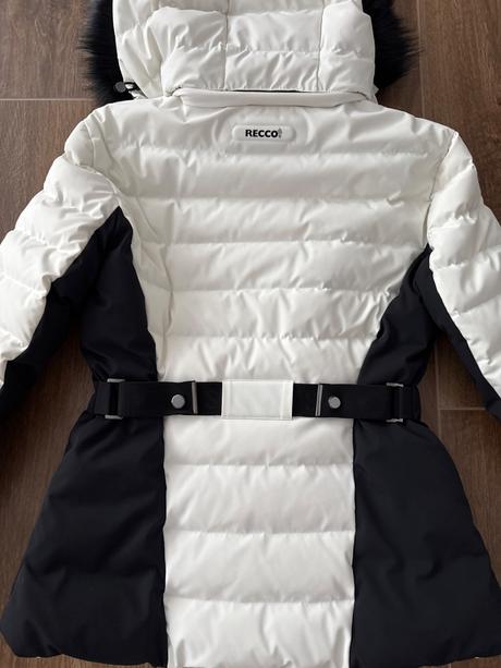 Vetruvzdorna a vodeodolna paperova bunda, zara,m