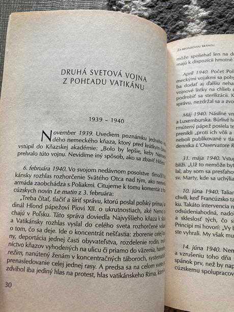 Za bronzovou bránou martin jacques (2000), 