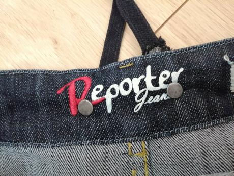 Suknička, reporter,134