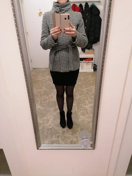 Elegantný vlnený kabát, s