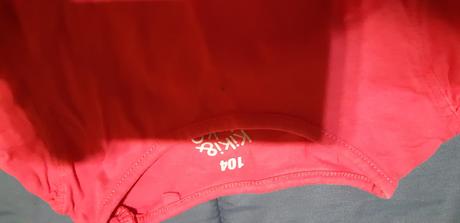 Dievčenské tričko, 104