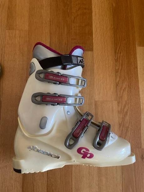 Lyžiarky veľkosť 38, nordica,38