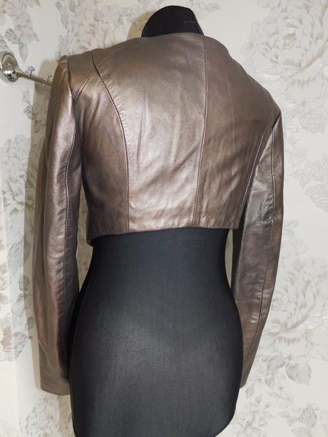 Whyred luxusna kožena bunda, 34