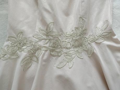 Spoločenské šaty, m