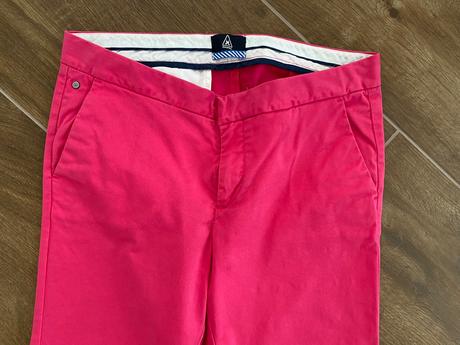 Malinove nohavice, s