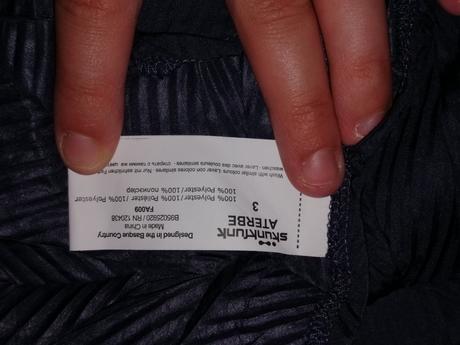 Zaujímavé zavinovacie šaty skunkfunk, 40