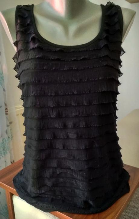 Tielko s volánikmi, f&f,38