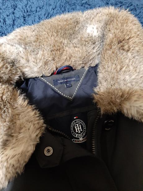 Vetrovka tommy hilfiger xl, tommy hilfiger,xl