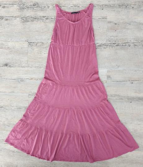 Dlhé šaty v slivkovej farbe, s