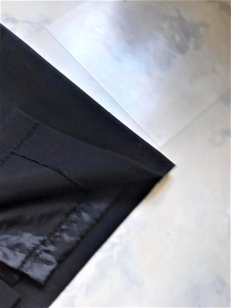 Zaujímavé šaty, s