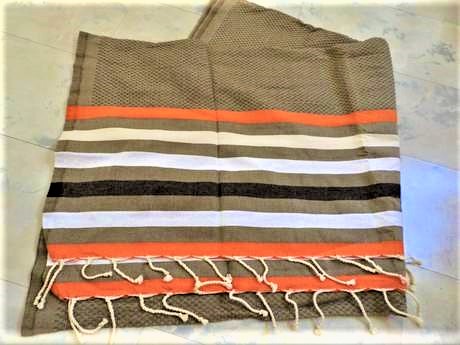 Naturálny kanafasový prehoz, 