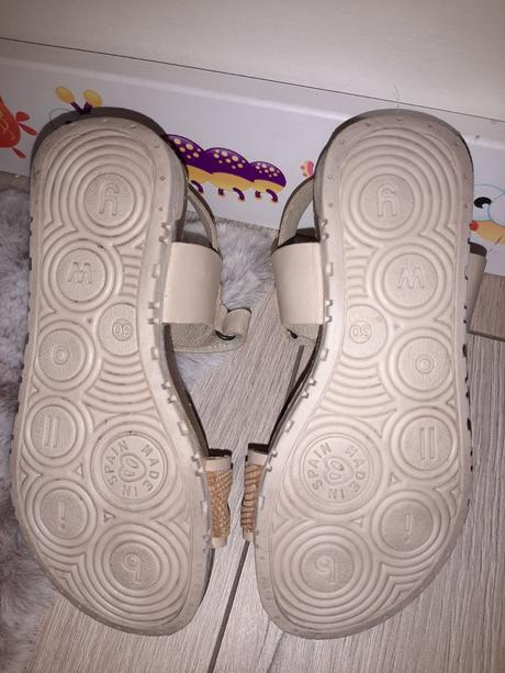 Sandálky billowy kvalitná značka, 30