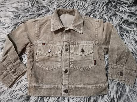 Mendžestrova bundička, 98