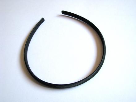 Saténová čierna čelenka, 