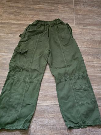 Nohavice č.134, zara,134