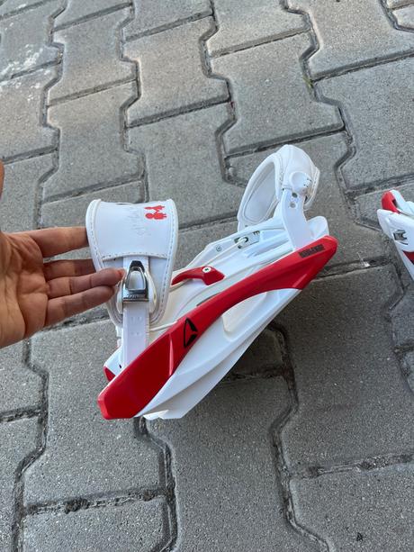 Viazanie na snowboard nove, 160+ cm