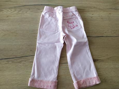 Dievčenské nohavice, 92