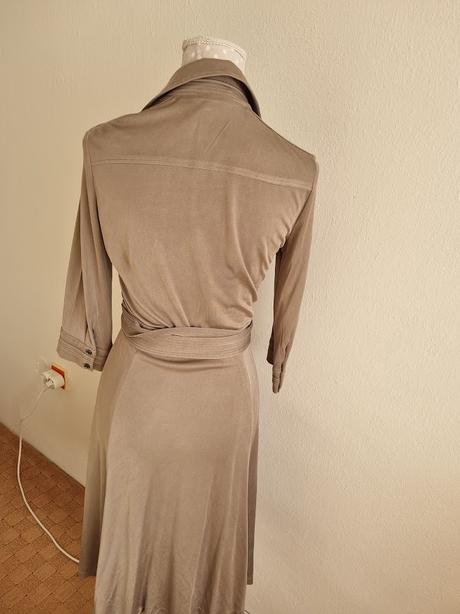 Bledohnedé zavinovacie šaty s, s