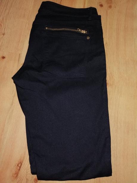 Čierne rifle zara, zara,42