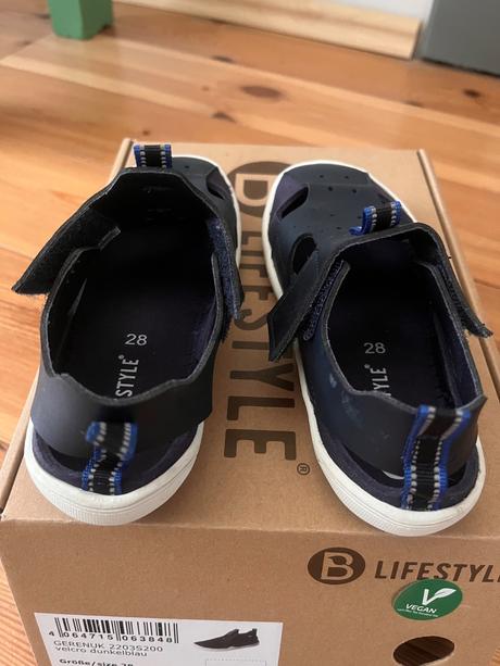 Blifestyle sandale, 28