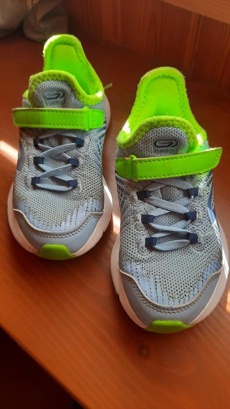 Lahke a pomerne siroke tenisky aj do haly, decathlon,30
