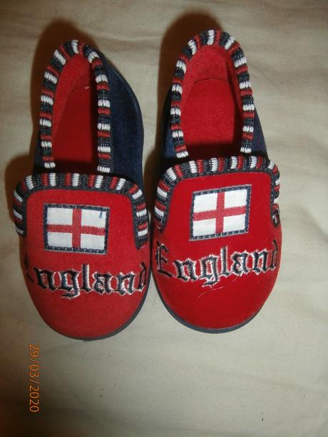 Papuče england, 20