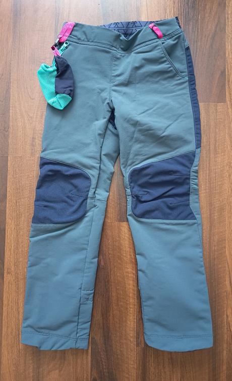 Dievčenské turistické nohavice, decathlon,122