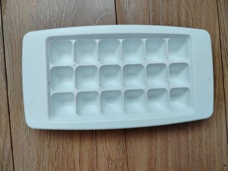 Plastová forma na ľad, 