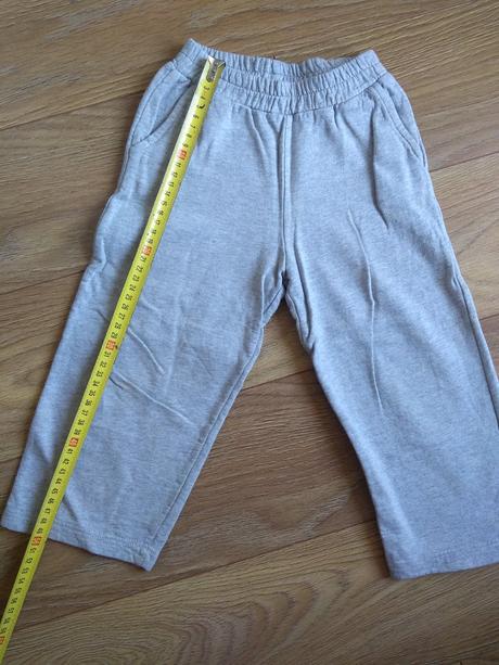 Tepláky  98, sanrio,98