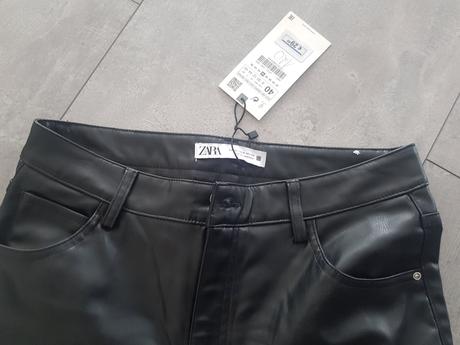 Nové s visačkou koženkové nohavice, zara,40