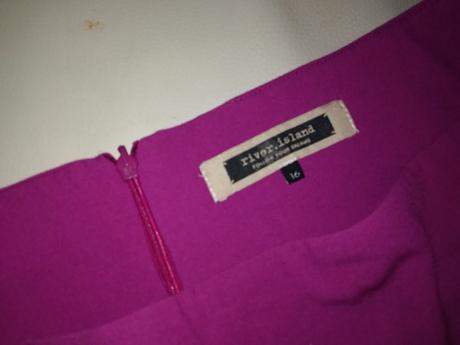 Pekná minisukna, river island,42