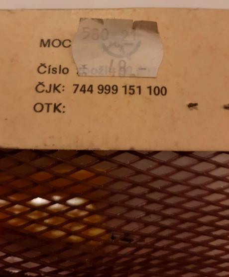 Predám staré športové vrhacie šípky meteor 2. druk,