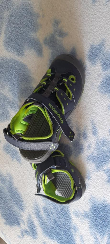 Sandálky, kangaroos,38