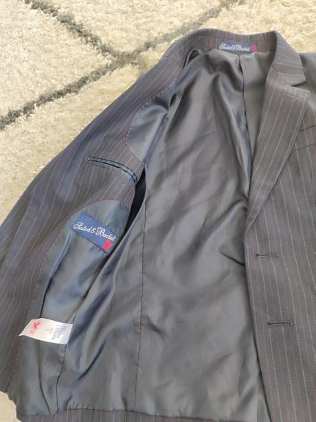 Chlapčenské sako, 110