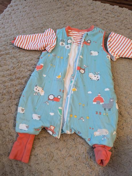 Zimný spavcí vak - nožičkový s odopínajúcimi rukáv, 74