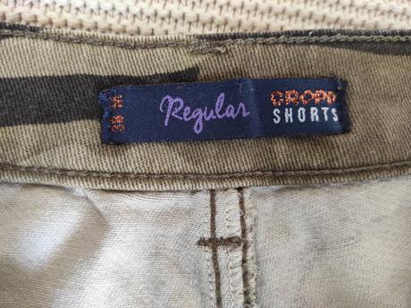 Maskáčové kraťasy cropp, 38