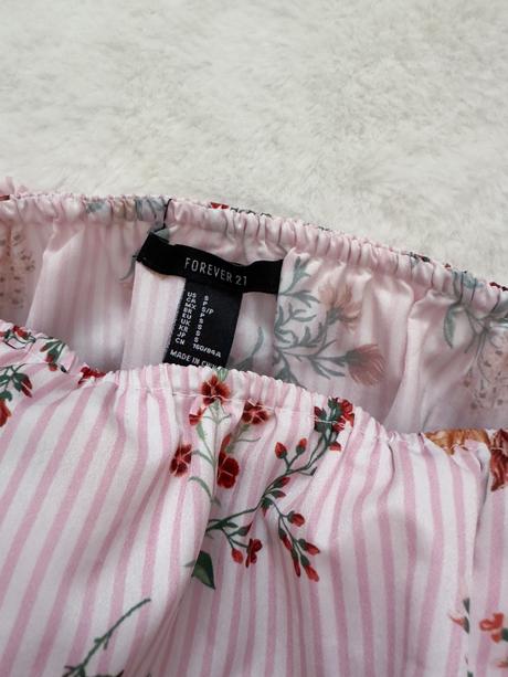 Crop top s volánom, forever friends,s