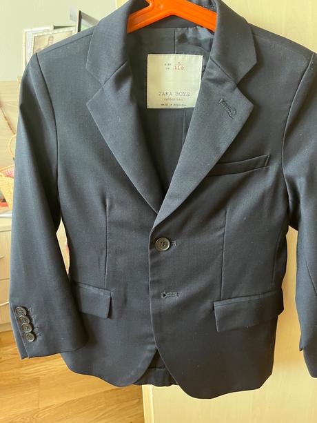 Chlapčensky oblek, 110