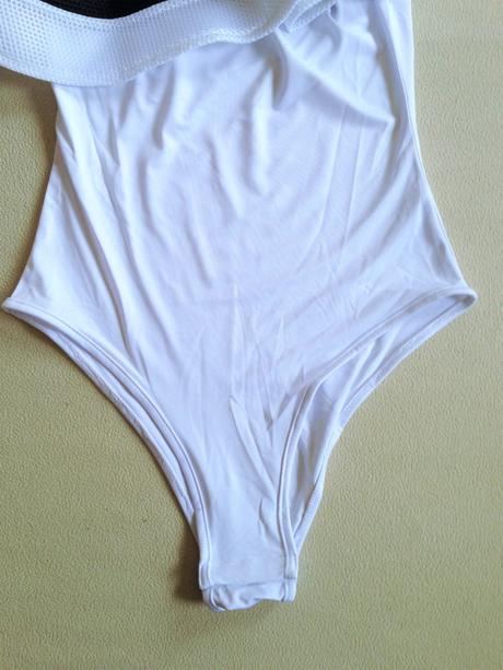 Biele body - top s volanom vel. s a m , m / s / xs