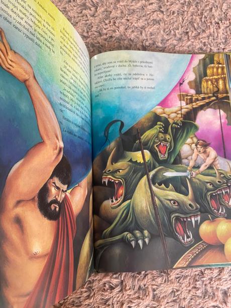 Krásna ilustrovaná kniha herakles ondrej sliacky,