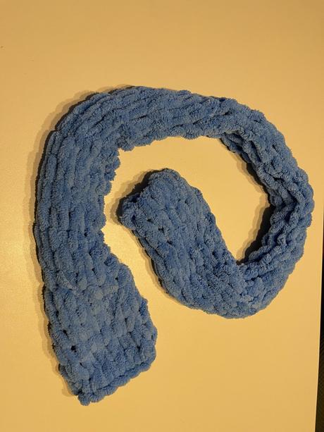 Handmade krátky šál z puffy vlny, 